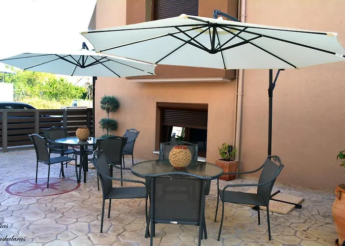 M&b Boutique 3* Nea Roda