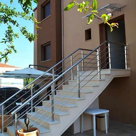 M&b Boutique 3*